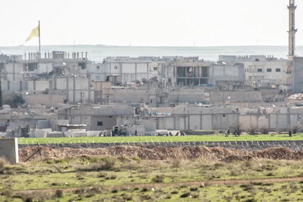 Kobanê soykırım saldırısı altında