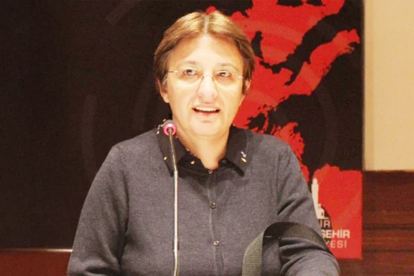 Rojava sadece kendisini savunmuyor