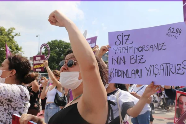 Öfkeleri kadın uyanışına