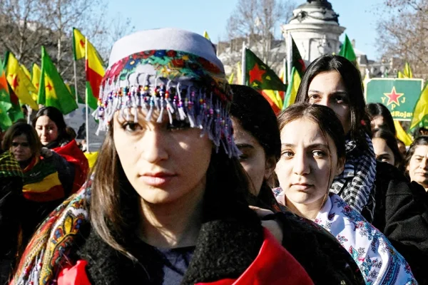 Rojava direnişi ve yol ayrımı