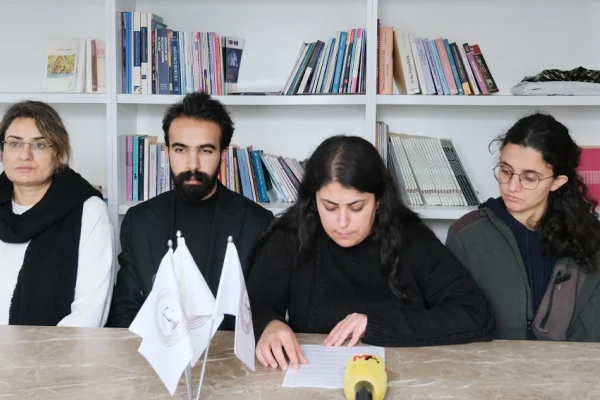 Riha’da 10 kişiye işkence