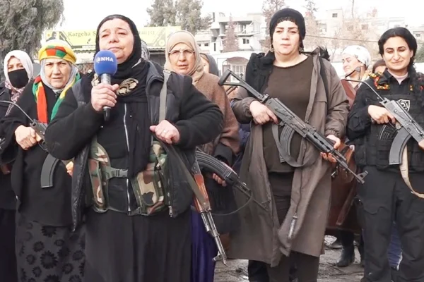 Kadınlar direnişin her cephesinde