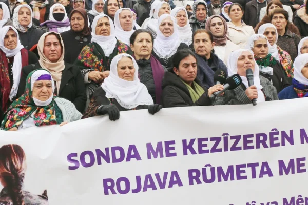 Kapı açılmazsa sınırı geçeriz