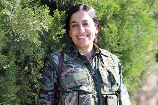 Rojava’nın aydınlık yüzlü komutanı