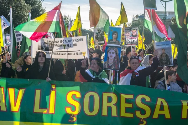 Sanatçılara saldırı, halk değerlerine saldırıdır