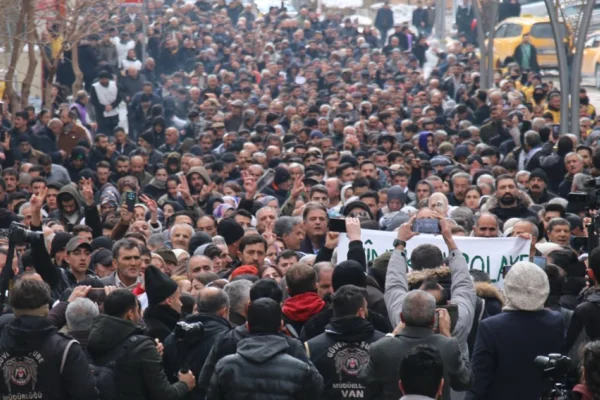 Barış bizimle mümkündür