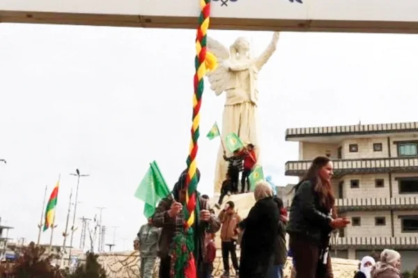 Kobanêli kadınlardan eylem