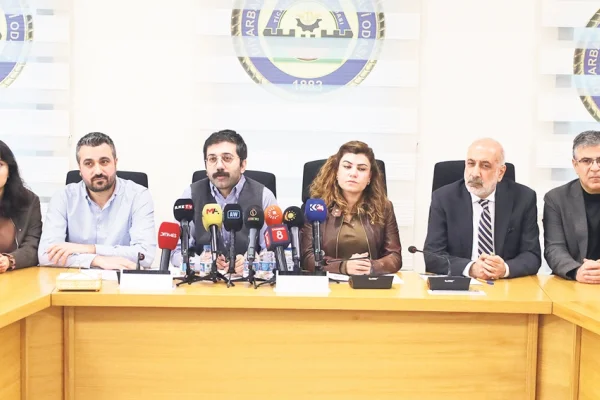 TIR'lar yine hazır Mürşitpınar'ı açın