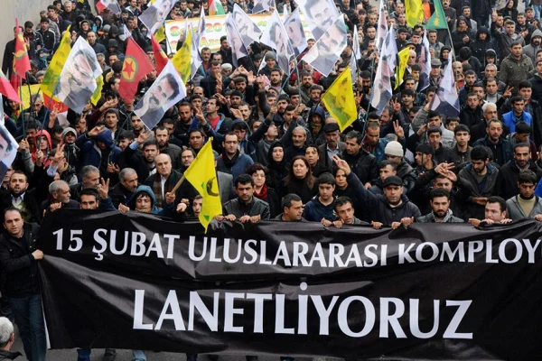 Komplo ve çözüm