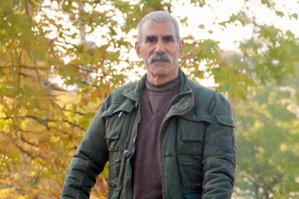 Onuruyla başı dik yaşadı