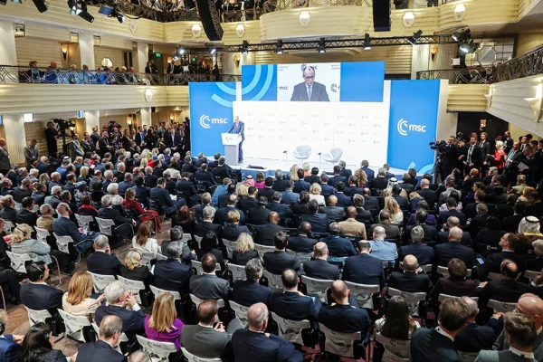 Eski araçlarla yeni dünya kurulmaz