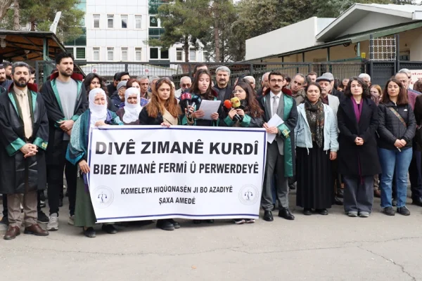 Kürt hukukçulardan Kürtçe için net talep