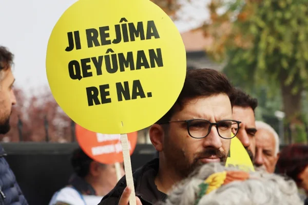13 belediyede kayyum işgali