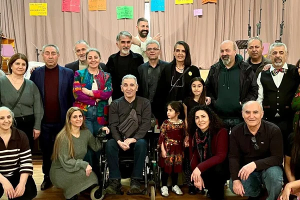 Kirmanckî yaşayalım, yaşatalım