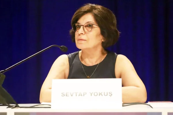 ‘Makbul vatandaşı’ tanımlamaktan vazgeçmeli