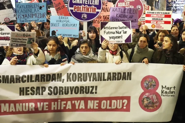 Cinayete intihar süsü veriliyor
