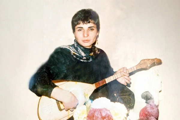 Surlarda meşaleye dönüştü Alkan
