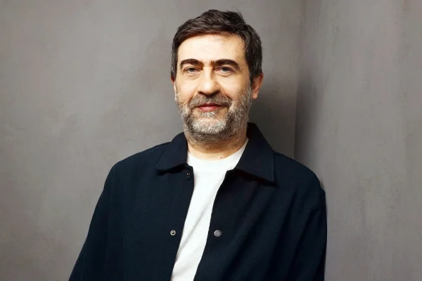 Emin Alper’e uymayan gömlek