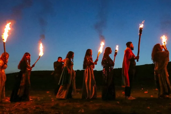 Newroz pîroz be