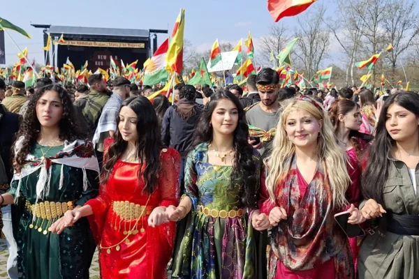 Her gününüz Newroz olsun