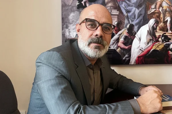 Kutsal bir şemsiye altında...