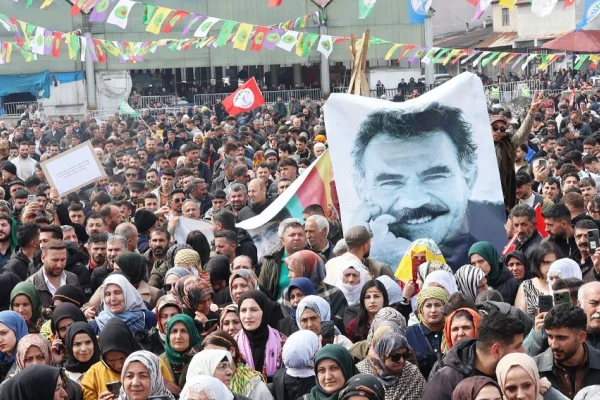 Newroz ateşi bugün de yandı