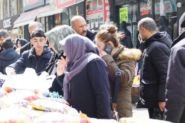 Aynı tablonun parçaları