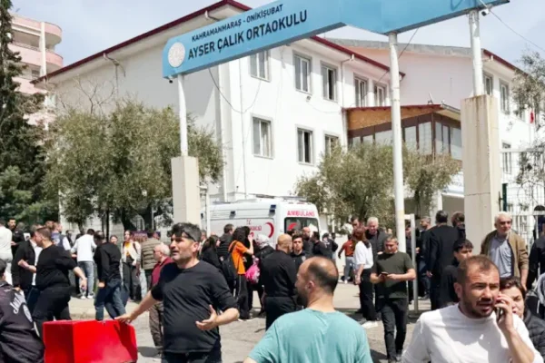 Polis çocuğu katliam yaptı