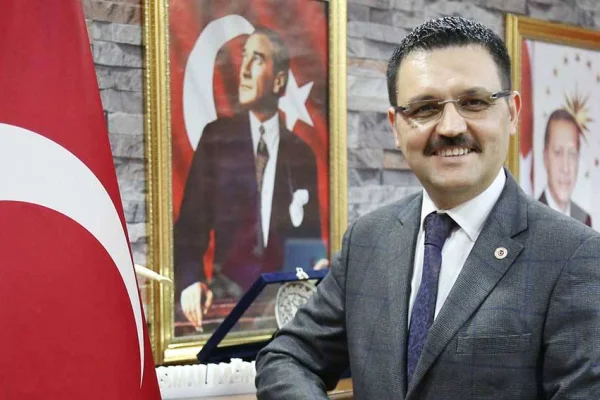 6 müdürlük tek kişide