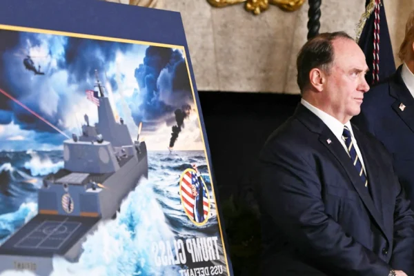 Trump'ın sadık dostu Phelan görevi bıraktı