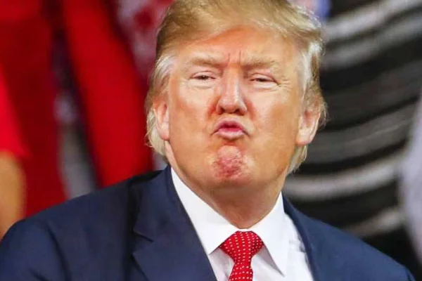 Trump'ın gerçekle esnek ilişkisi onu bir faşistten daha tehlikeli hale getirdi