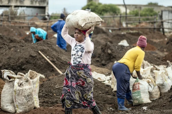 Afrika’nın enerji sektörüne de çöktü