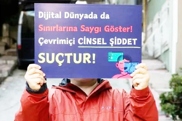 Kadın öğrencilere dijital tuzak