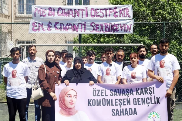 Gençlik Rojin için sahada
