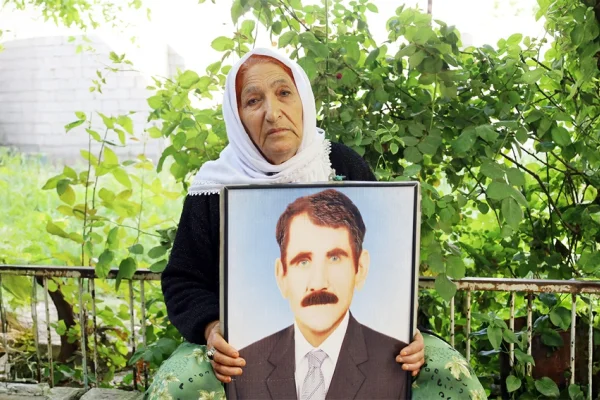 ‘Kemiklerimizi versinler’