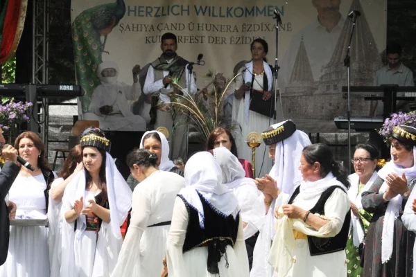 Löhne’de Êzîdî festivali