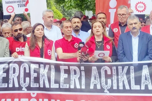 Enflasyon düşmüyor, artıyor