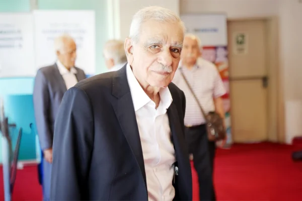 Bu devleti iyi tanıyanlardanım