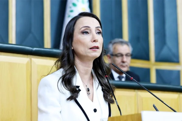 Mitinglerle güçlü mesaj