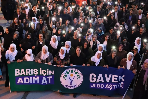 Onurlu barışı mücadele geçerli kılar
