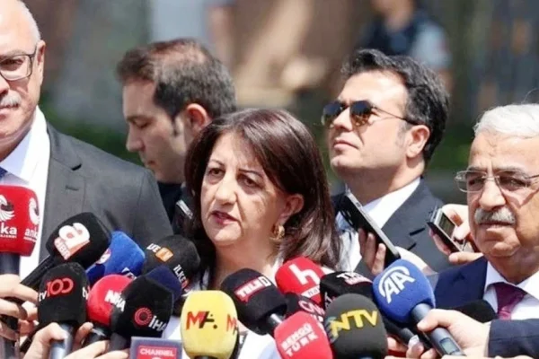 İmralı Heyeti'nin istişareleri sürüyor