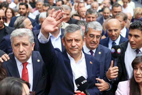YENİ Parti kuruldu, aritmetik değişti