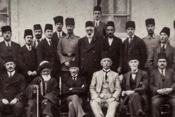 Yeni dönemeçte tarihi bir hatırlatma: Erzurum Kongresi