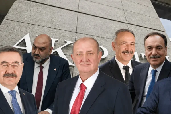 AKP'de transfer sezonu bitmiyor
