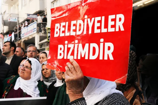 Sabırla umut etmek, mücadele ve inşa