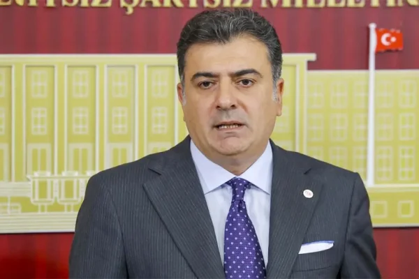 YENİ Parti'de kongre süreci