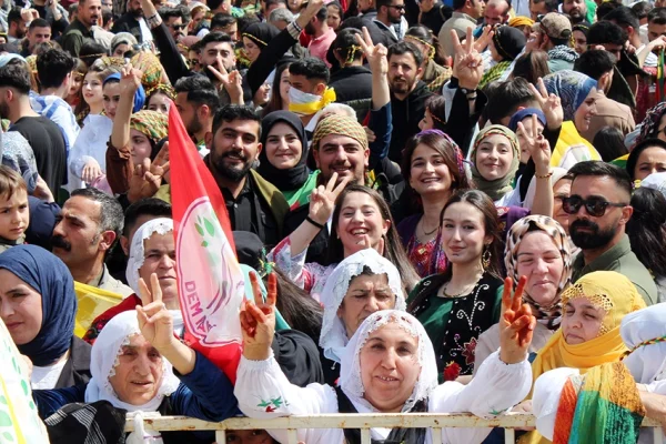 Özgürlük yolu, labirent gibidir
