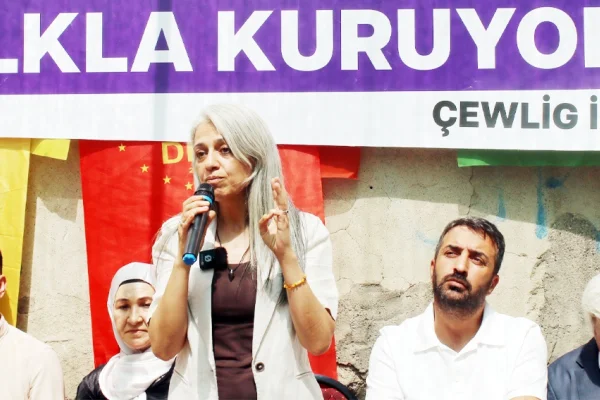 Kanîreş’te halk ile tartışıldı