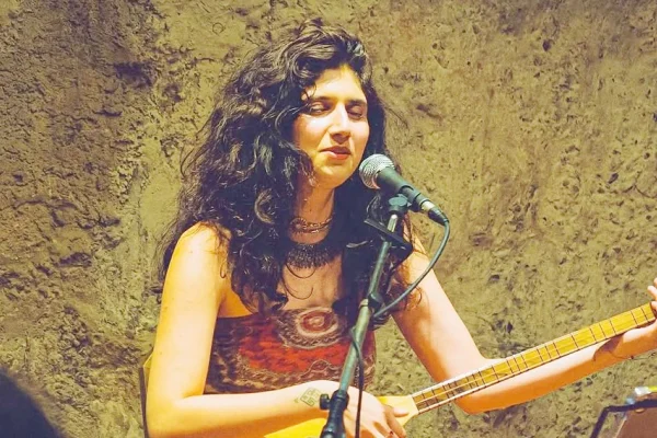Annemin kelimesi yok, klamı var