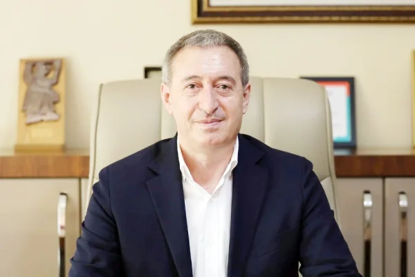 Demokratik Cumhuriyet Hareketi başlıyor